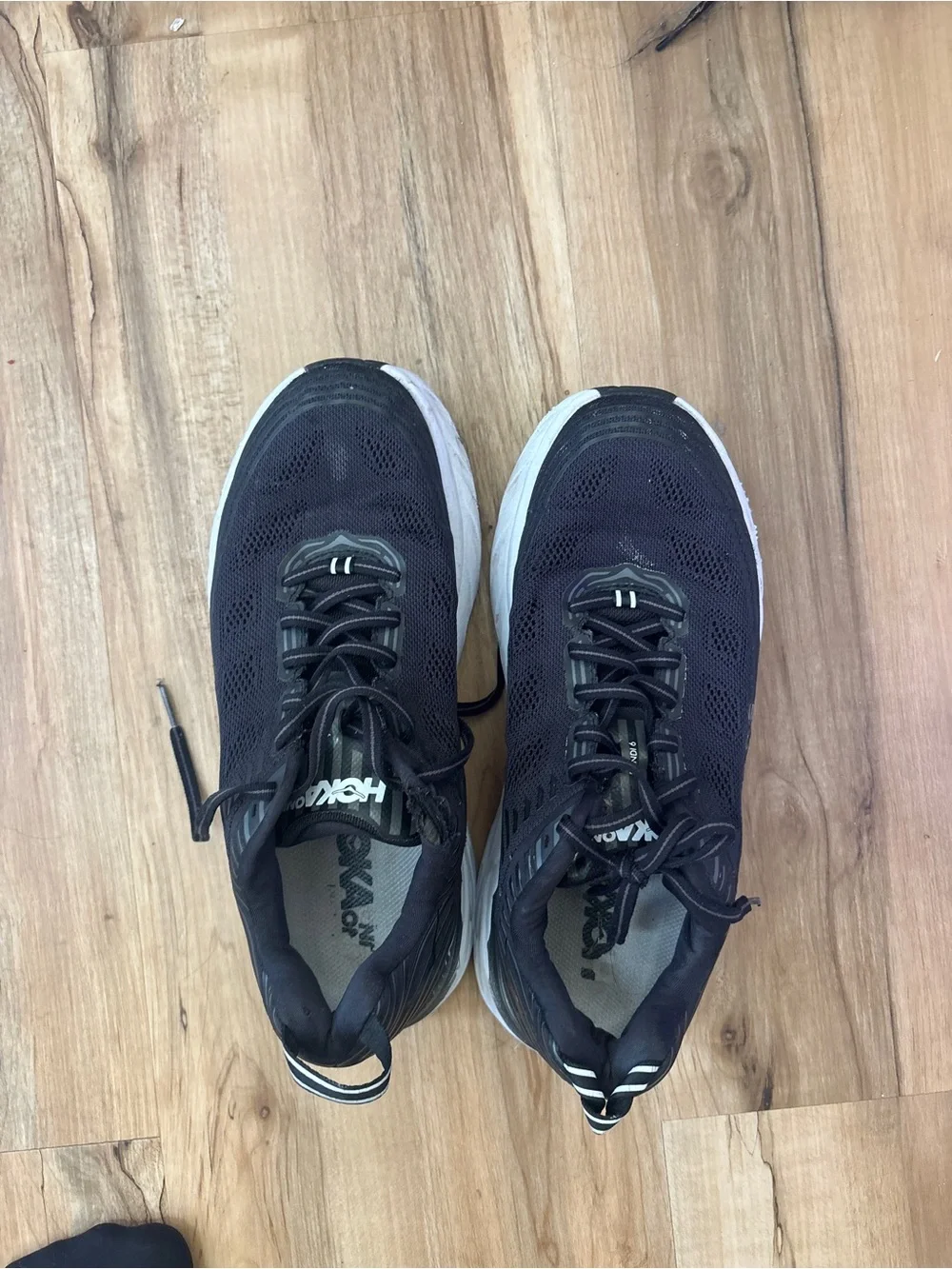 Men’s HOKA ONE Bondi 6 Shows Size 8